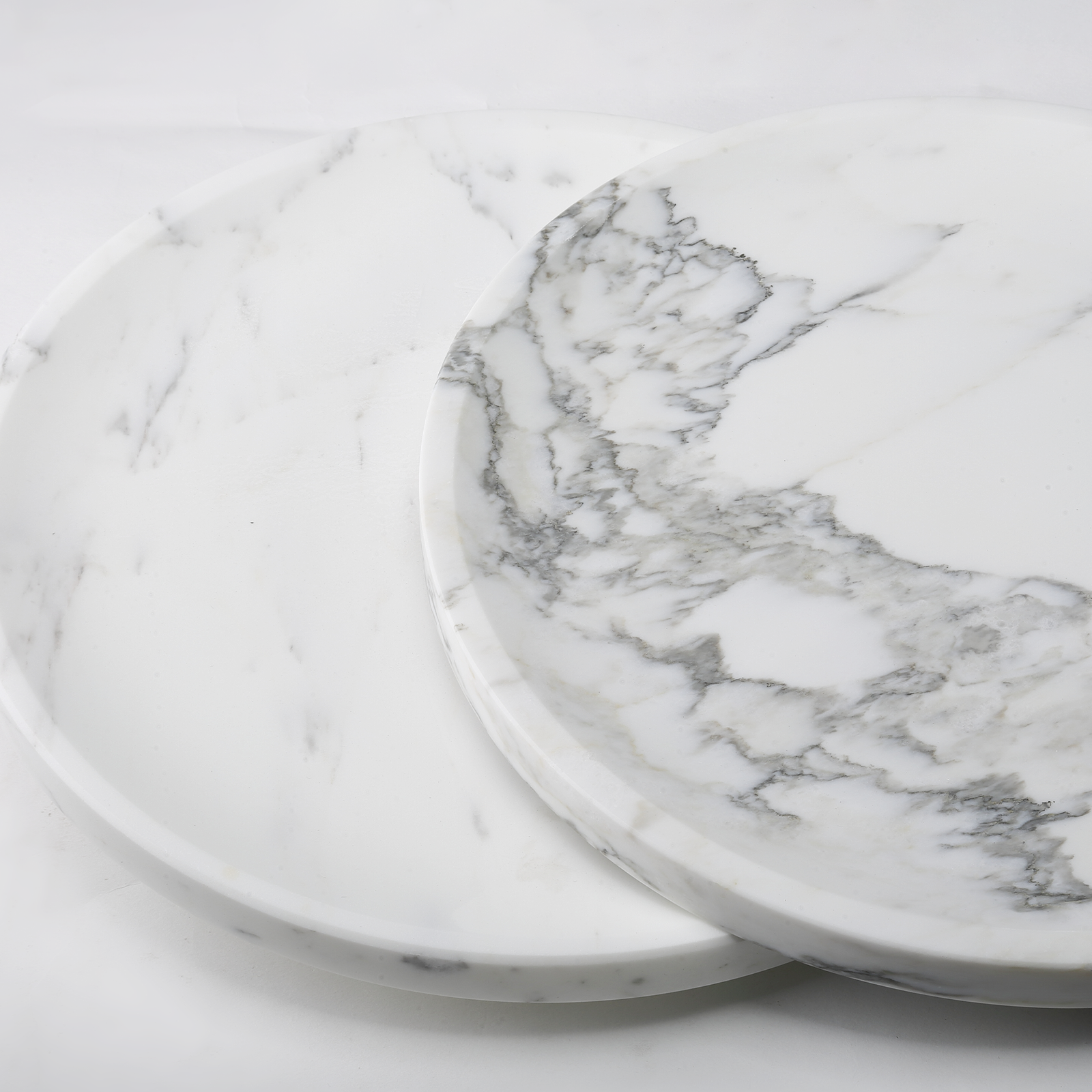 Round Serving Tray - Marble (Statuario)