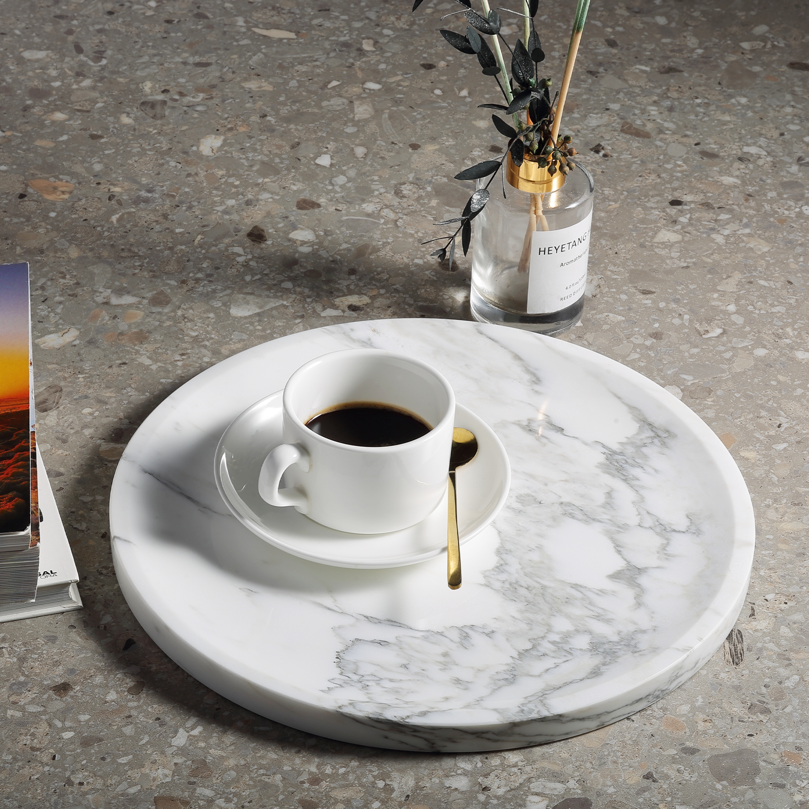 Round Serving Tray - Marble (Statuario)